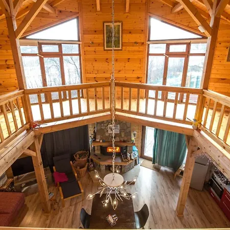 Alpehytte Large Luxury Chalet In Raduil, Borovets - Hot Tub, Views, Wi-fi *