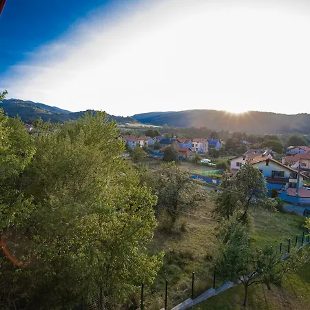 Alpehytte Large Luxury Chalet In Raduil, Borovets - Hot Tub, Views, Wi-fi *