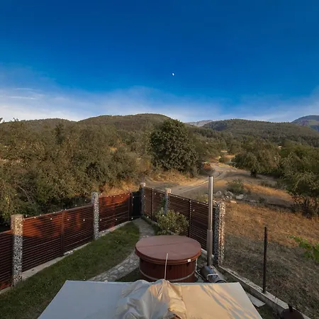 Large Luxury Chalet In Raduil, Borovets - Hot Tub, Views, Wi-fi Alpehytte *