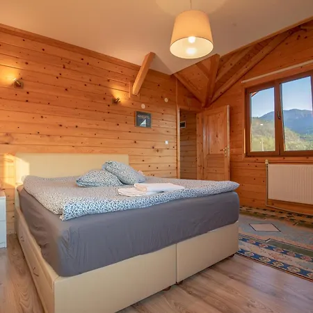 Large Luxury Chalet In Raduil, Borovets - Hot Tub, Views, Wi-fi Raduil